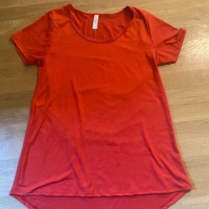 Lula roe red t shirt